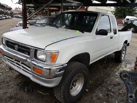 1995 TOYOTA TRUCK DX WHITE XTRA CAB 3.0L MT 4WD Z16286